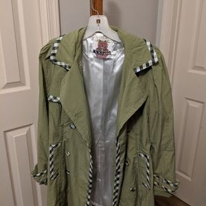 Forever 21 twist line Raincoat